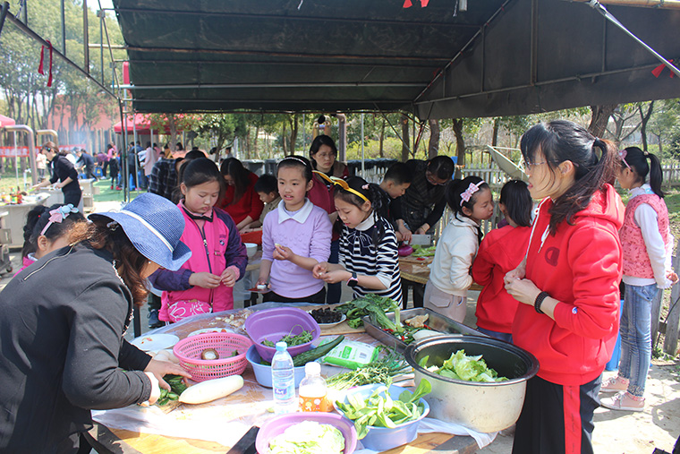 陆家读书会活动略影